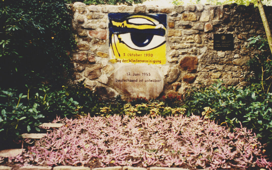 Ein Stück aus der Mauer