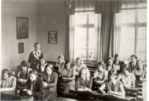 Clara Eylert und ihre Klasse