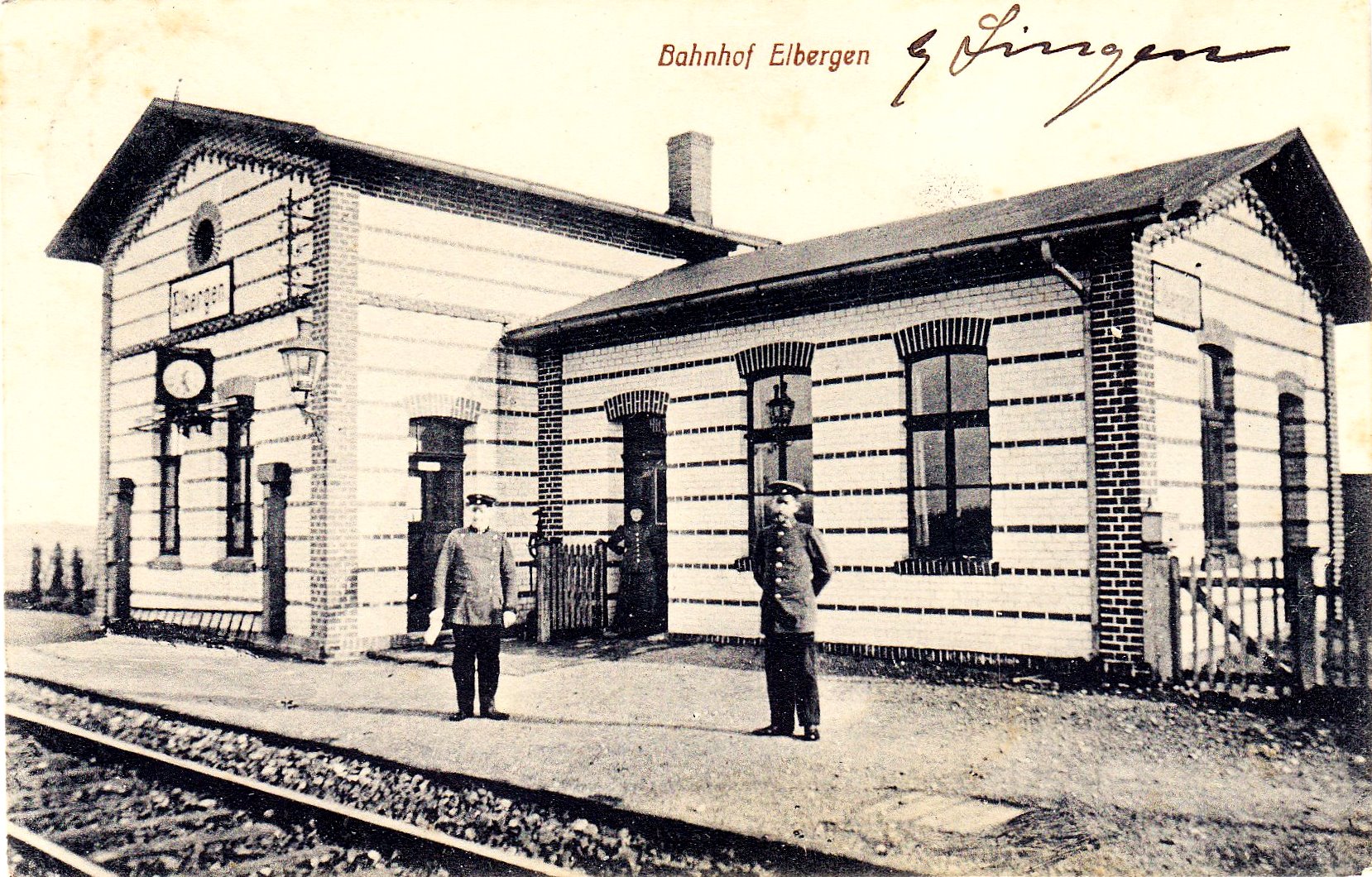 Abb. 1: Der Bahnhof Elbergen auf einer alten Postkarte.